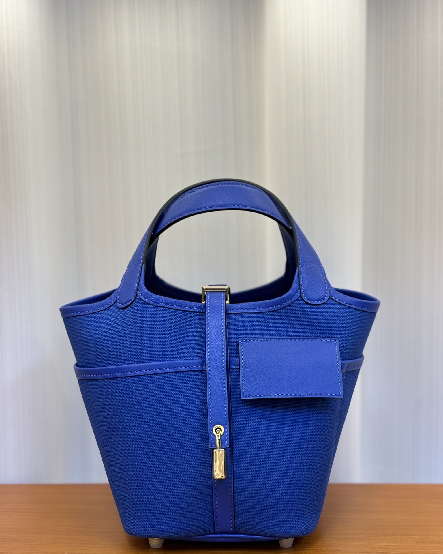 Hermes Picotin Lock 18 Pocket Bag In Blue